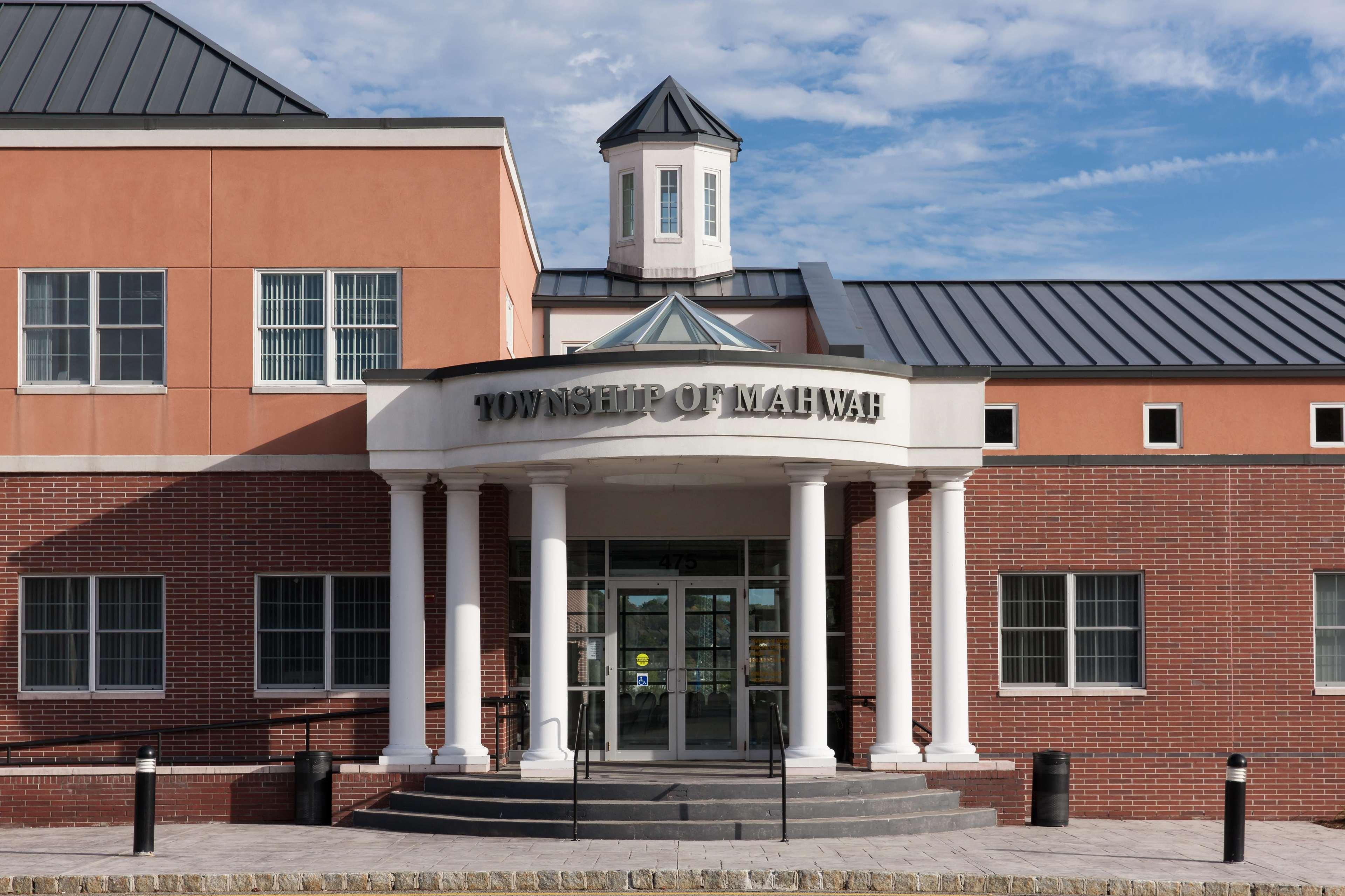 Homewood Suites By Hilton Mahwah Bagian luar foto