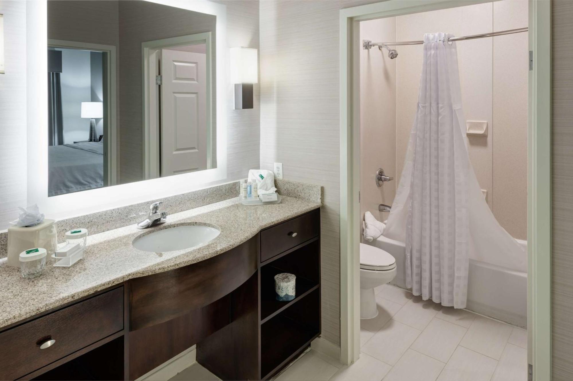 Homewood Suites By Hilton Mahwah Bagian luar foto